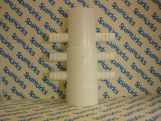 Manifold: Water 2in 6 Port 3/4in Barbs (Opposite Sides)